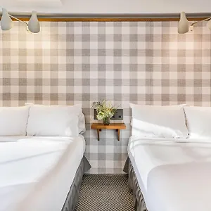 Paramount Times Square Hotel New York